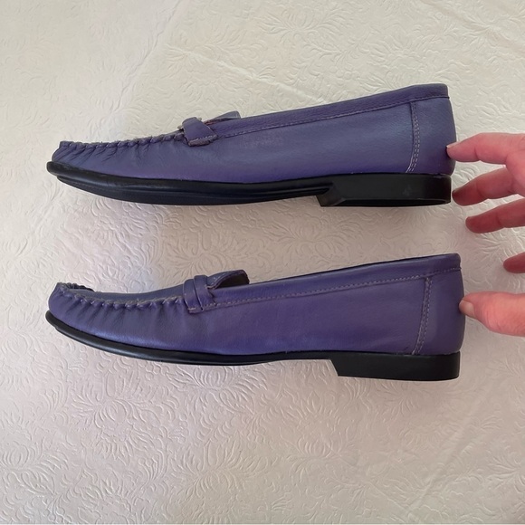 Valley Lane Gertrude Purple Leather Loafers Flats 9 1/2 - Picture 9 of 11